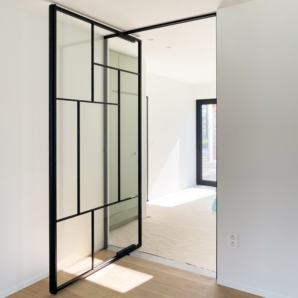 PORTAPIVOT MINI-MAX - DOUBLE DOOR+FIXED Pivot glass and aluminium door By  Portapivot